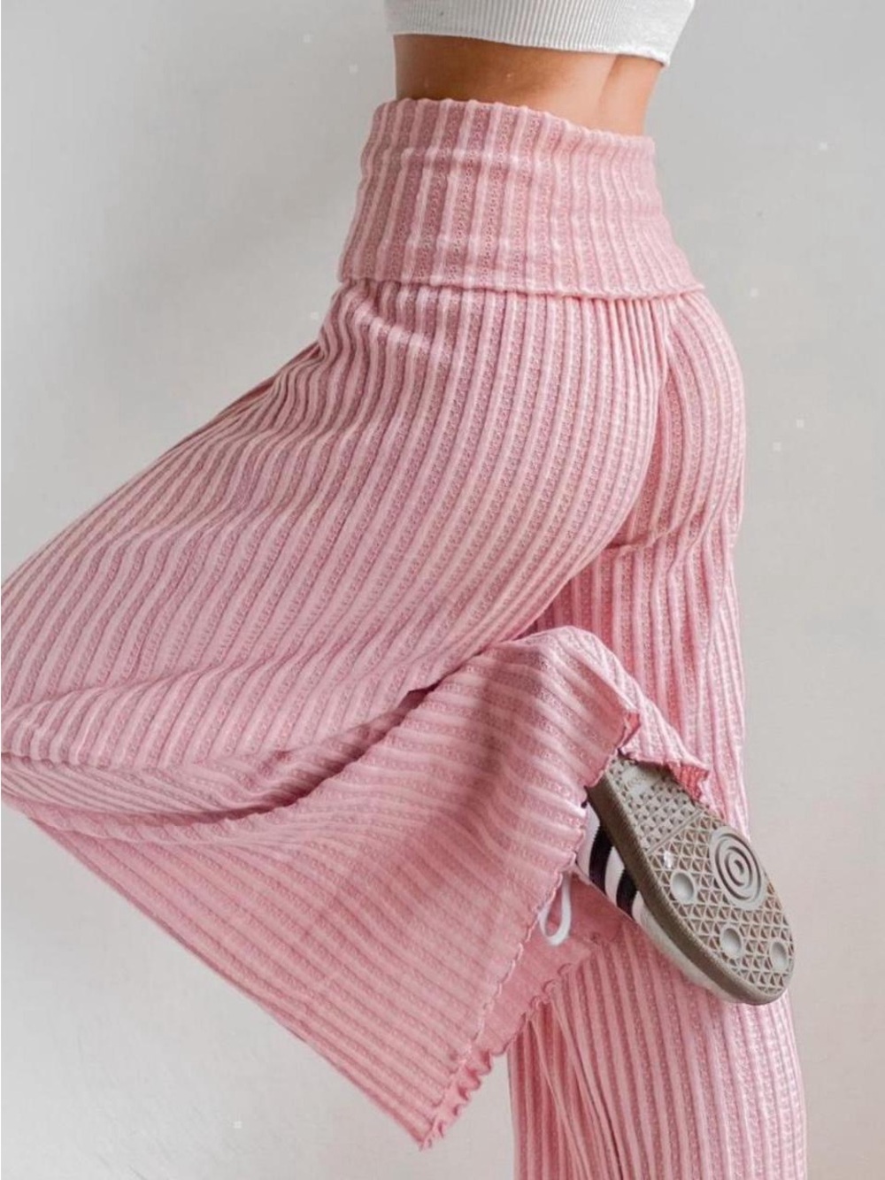 Urban Outfitters Ribbed Wide-Leg Knit Pants in Dusty Rose